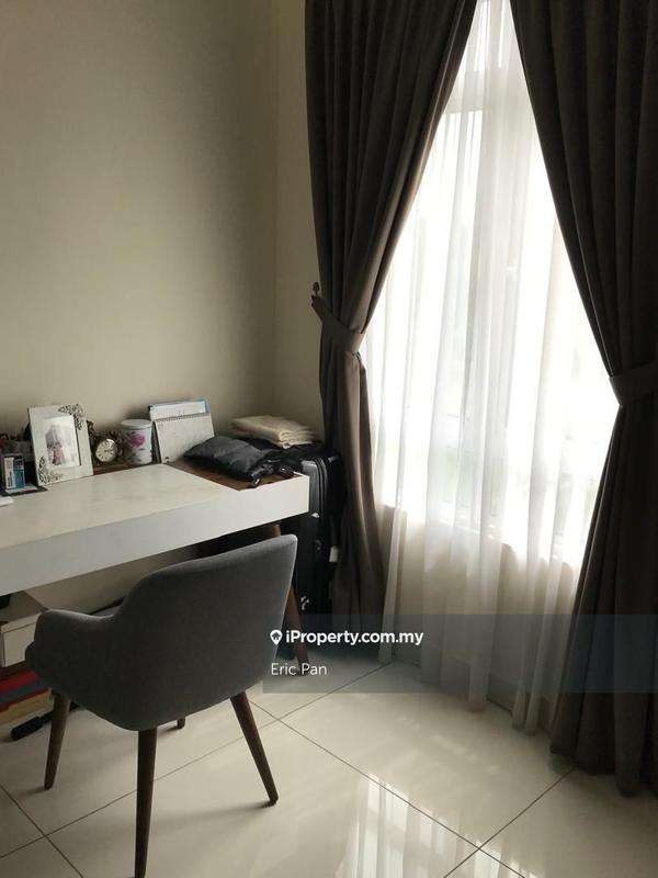 For Sale - Saville @ The Park