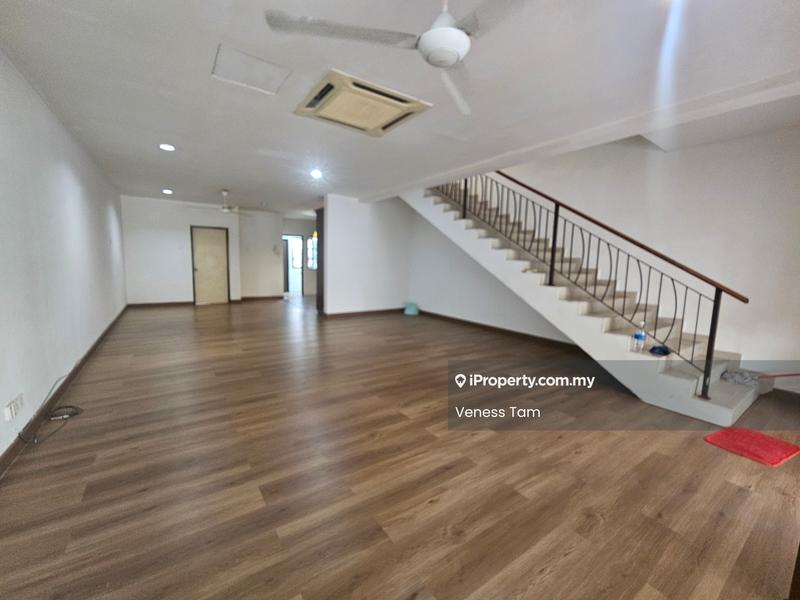 2-storey Terraced House untuk Dijual di Taman Segar Perdana, Cheras oleh Veness Tam - Living Room - iProperty.com.my