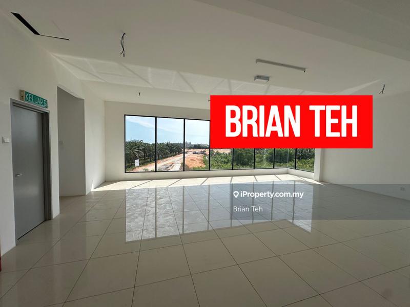 For Rent - 1.5 Storey Semi D Light Industrial Factory Rent at Permatang Tinggi