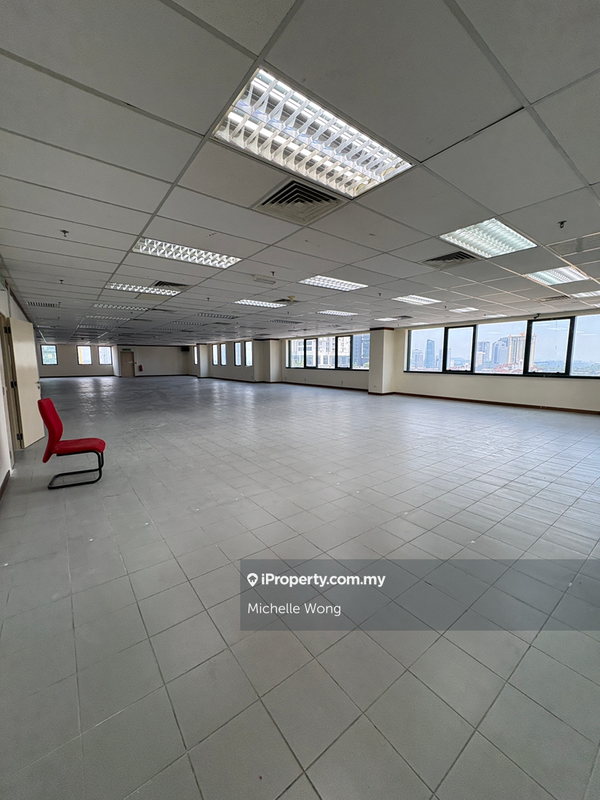 Pejabat untuk Disewa di Menara Zurich Office Tower, Johor Bahru oleh Michelle Wong - iProperty.com.my
