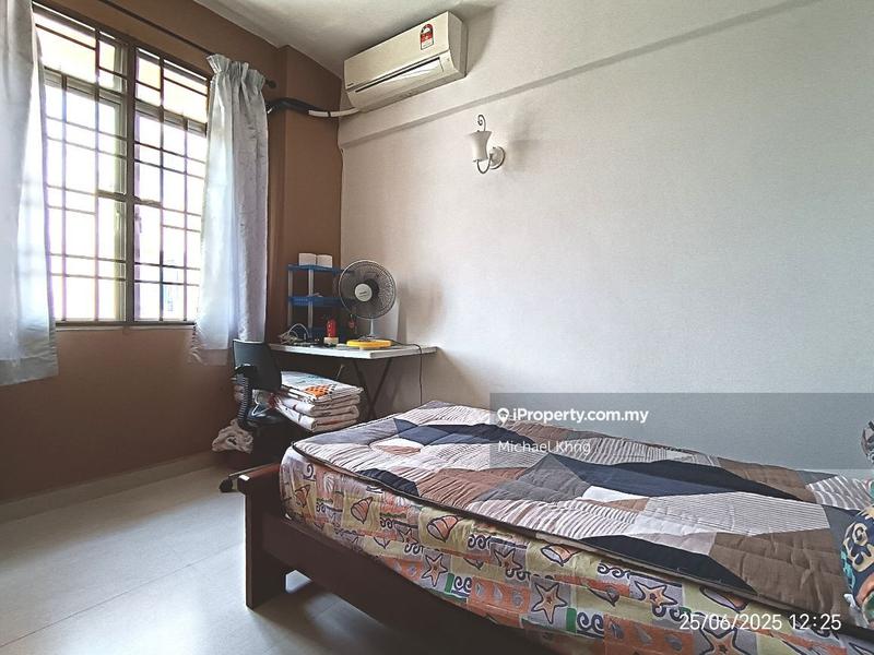 Kondominium untuk Dijual di Azuria Condominium oleh Michael Khng - iProperty.com.my