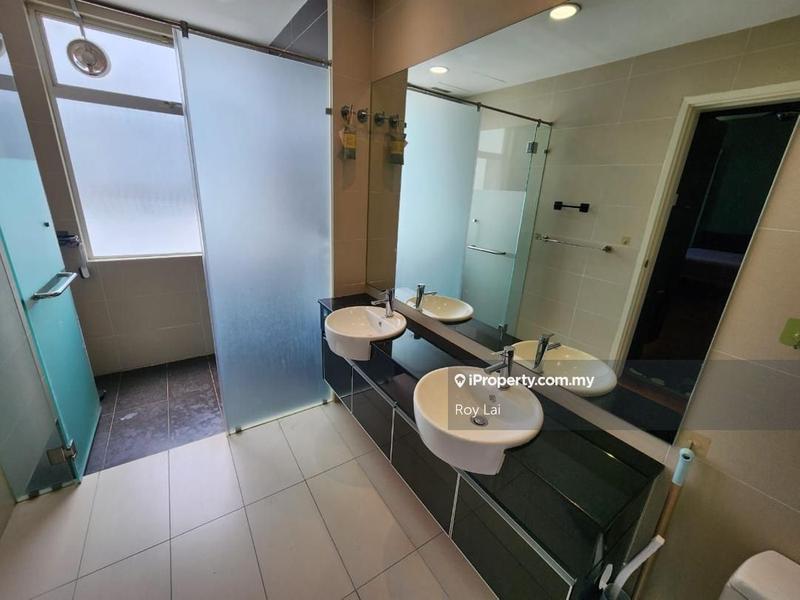 Rumah Berkembar untuk Disewa di Sungai Long, Bandar Sungai Long oleh Roy Lai - iProperty.com.my