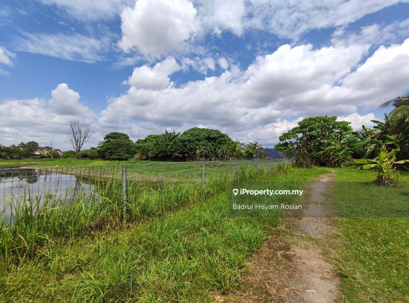 Tanah Komersial untuk Dijual di Bandar Bukit Mahkota, Bangi oleh Badrul Hisyam Roslan - iProperty.com.my