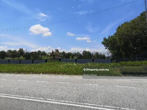 Bungalow Land for Sale in Bayu Lakehomes, Mantin by Ricky Poon - iProperty.com.my