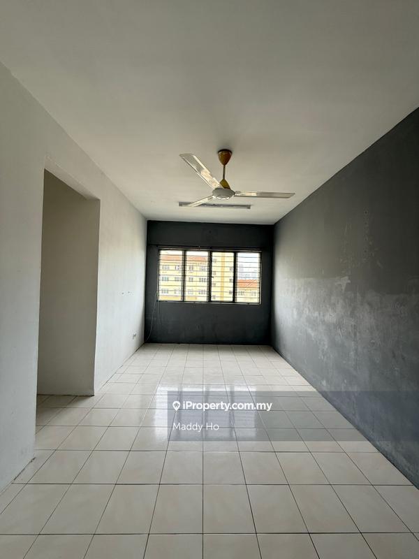 For Sale - Suria Kinrara