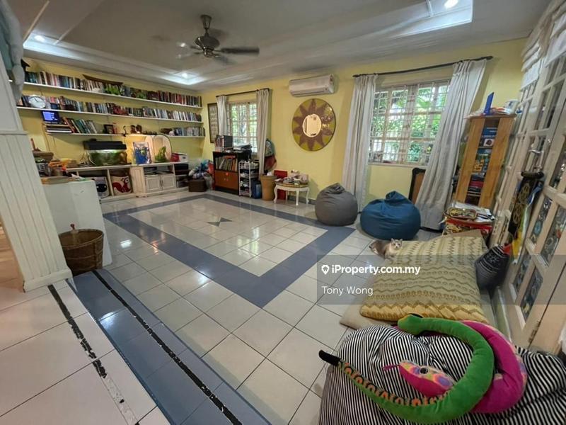 Rumah Berkembar untuk Dijual di Bundusan Golf Garden Semi-D, Penampang oleh Tony Wong - iProperty.com.my