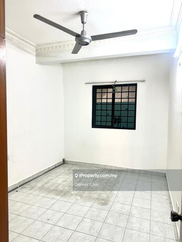 Townhouse for Sale in Taman Lagenda Mas, Cheras by Dennix Chin - iProperty.com.my