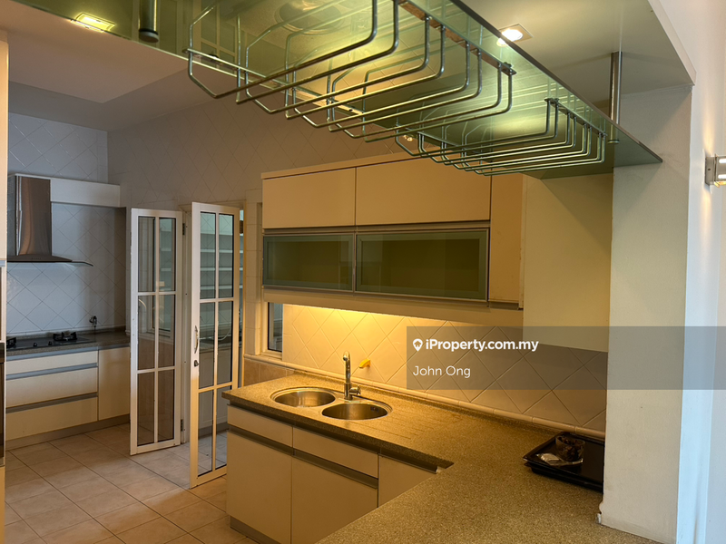 For Sale - La Grande Kiara