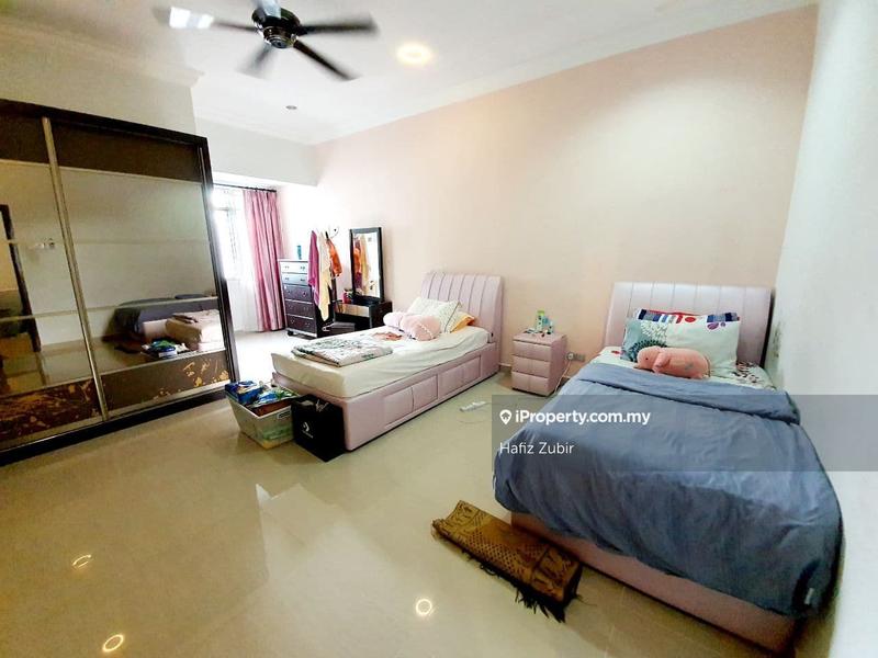 Rumah Berkembar untuk Dijual di Bandar Seri Putra, Bangi oleh Hafiz Zubir - iProperty.com.my