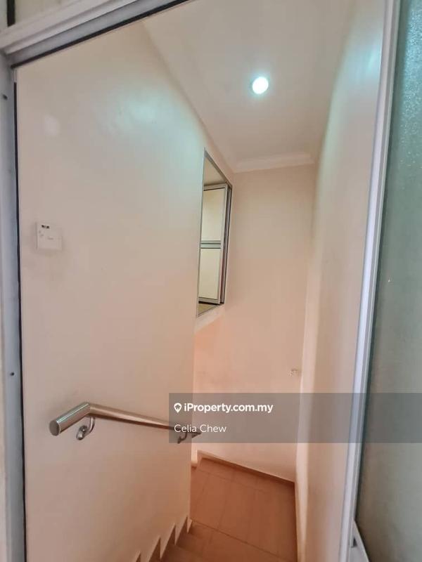 Townhouse for Sale in Taman Bukit Cheng, Cheng by Celia Chew - iProperty.com.my