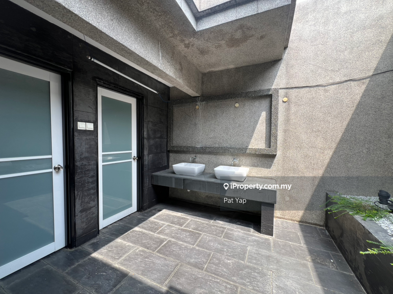 Commercial Bungalow for Sale in KL City Centre, Kuala Lumpur by Pat Yap - iProperty.com.my