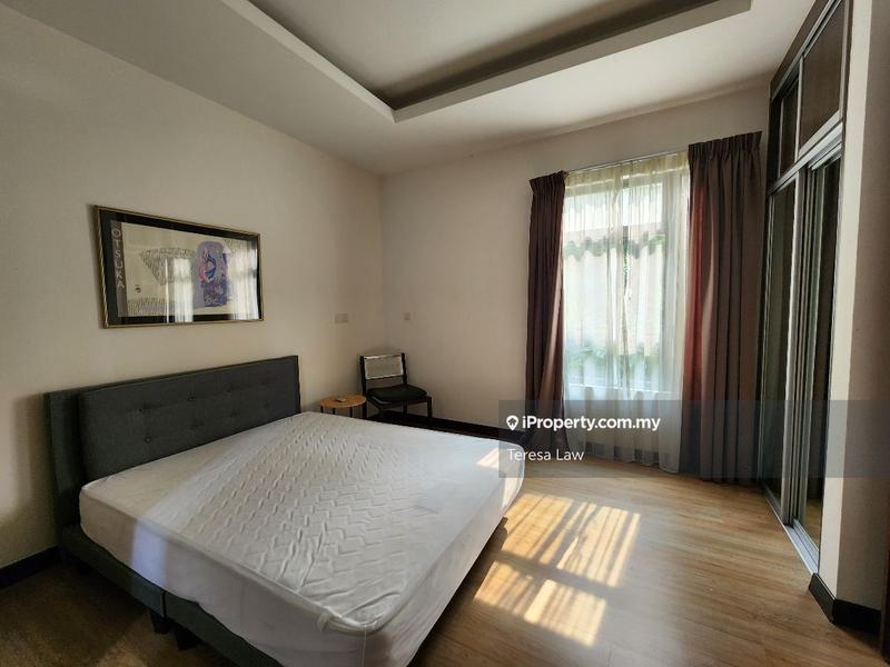 Bungalow House for Sale in Taman Equine, Seri Kembangan by Teresa Law - iProperty.com.my