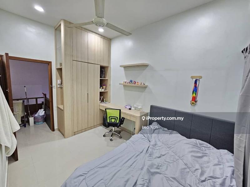 2-storey Terraced House for Sale in Taman Universiti Indah, Seri Kembangan by Leo Koh - iProperty.com.my