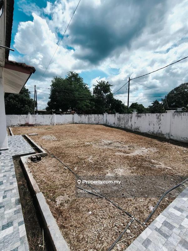 Semi-Detached House for Sale in gpksy, Seremban by Debbie Yee - iProperty.com.my