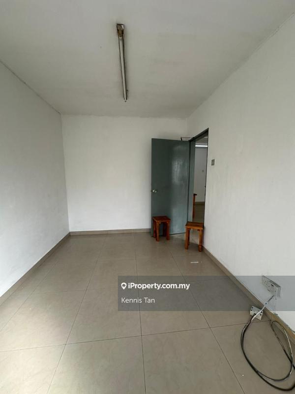 Rumah Pangsa untuk Dijual di Desa Sri Puteri oleh Kennis Tan - iProperty.com.my