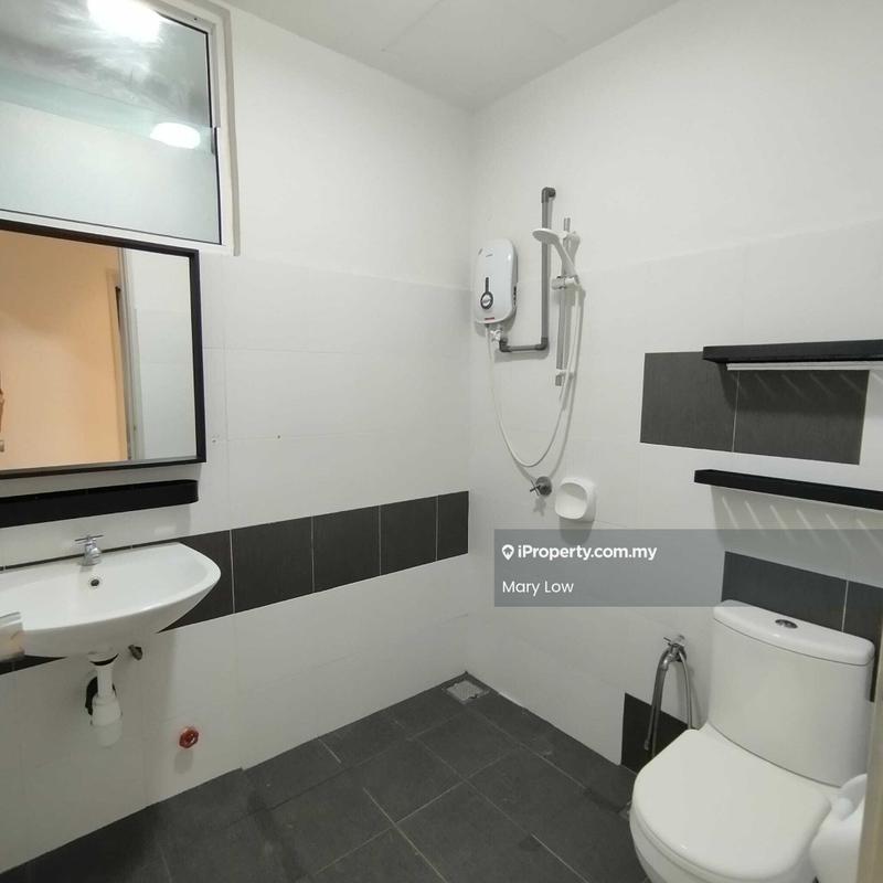 Kondominium untuk Disewa di Kenanga Residence oleh Mary Low - Bathroom - iProperty.com.my