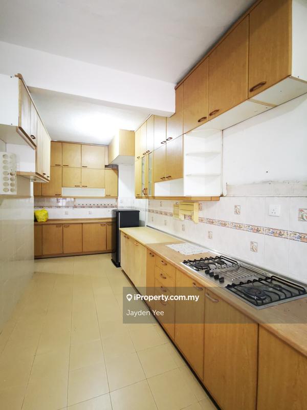 Rumah Teres 2-Tingkat untuk Dijual di Taman Overseas Union (Taman Oug), Jalan Klang Lama (Old Klang Road) oleh Jayden Yee - iProperty.com.my