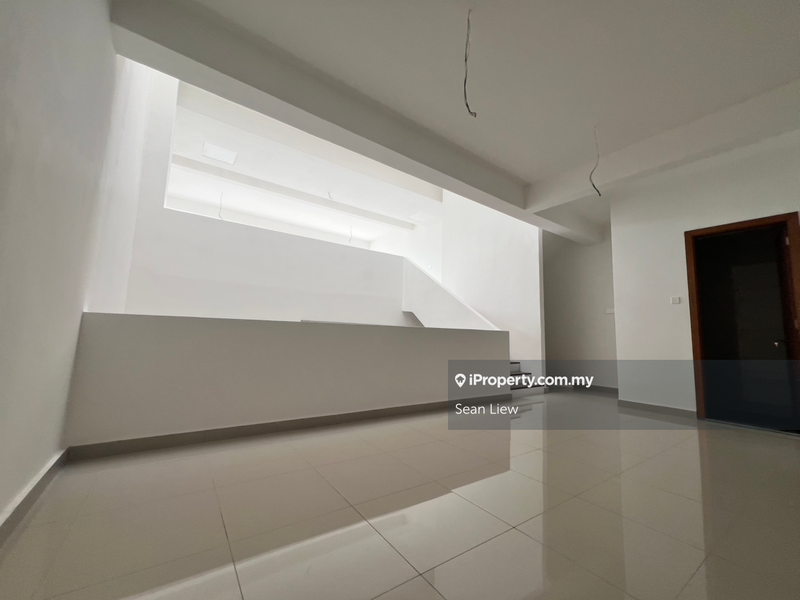 3.5-storey Terraced House for Sale in Empire Residence , Damansara Perdana, Petaling Jaya by Sean Liew - iProperty.com.my