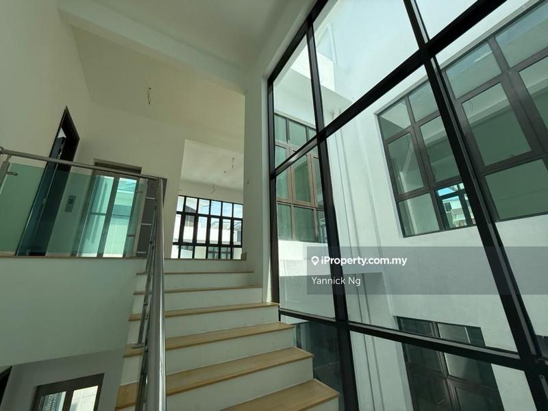 Semi-Detached House for Sale in Putra Heights, Subang Jaya by Yannick Ng - iProperty.com.my