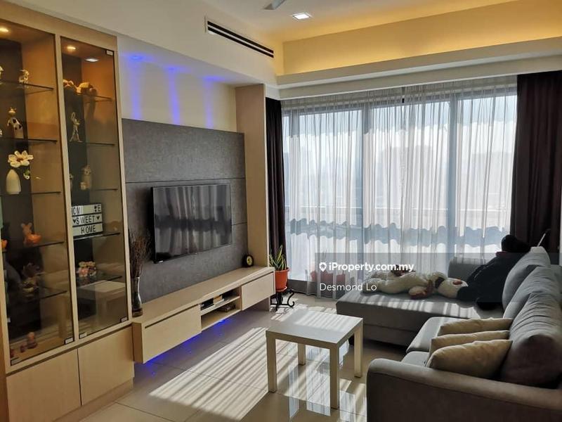 For Sale - Icon Residenz 1 @ Icon City