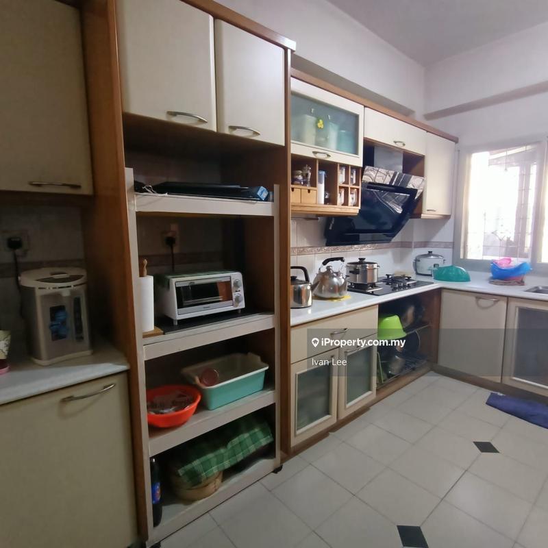 Bungalow House for Sale in Seksyen 17, Petaling Jaya by Ivan Lee - iProperty.com.my