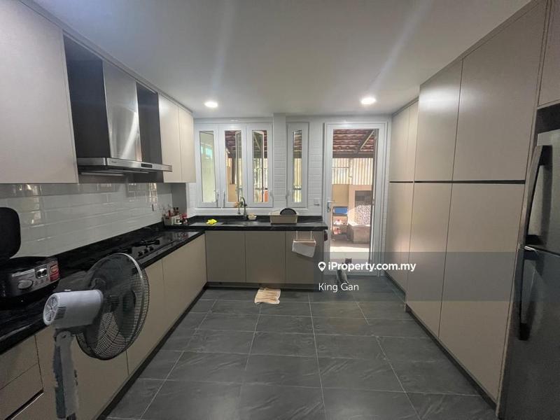 Rumah Berkembar untuk Dijual di Suria Residence, Cheras oleh King Gan - iProperty.com.my