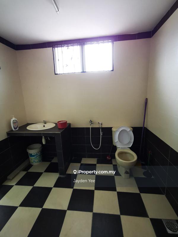 Rumah Teres 2-Tingkat untuk Dijual di Taman Overseas Union (Taman Oug), Jalan Klang Lama (Old Klang Road) oleh Jayden Yee - iProperty.com.my