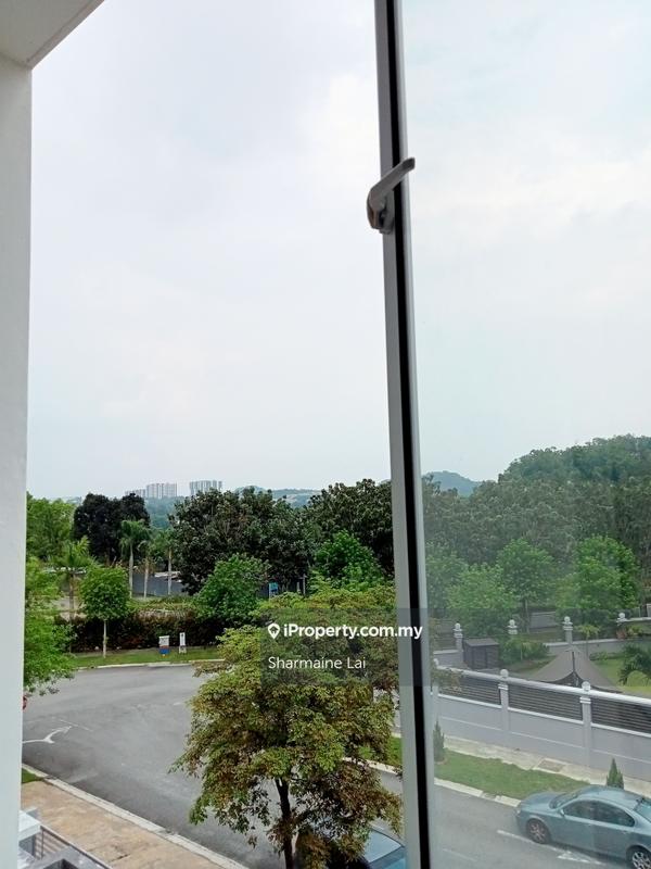 Rumah Berangkai 3 Tingkat untuk Dijual di Tropicana Heights, Kajang oleh Sharmaine Lai - iProperty.com.my