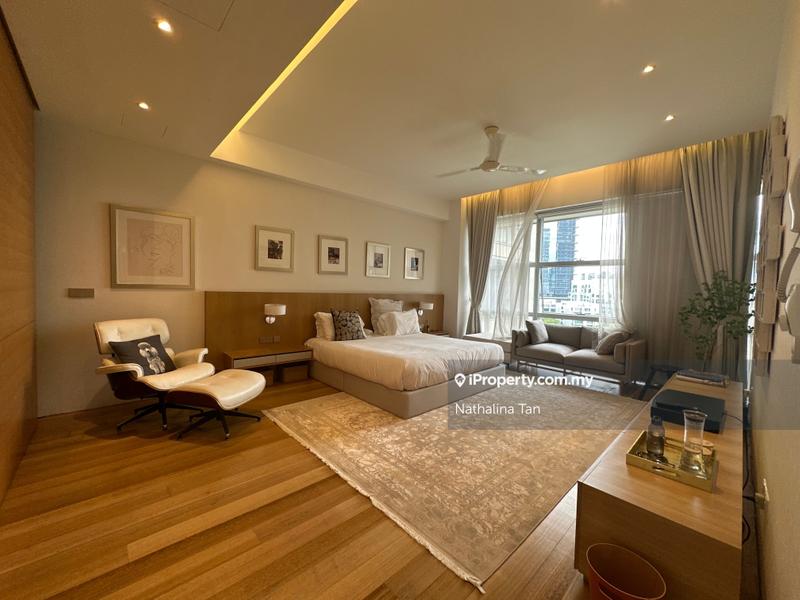 For Sale - Park Seven