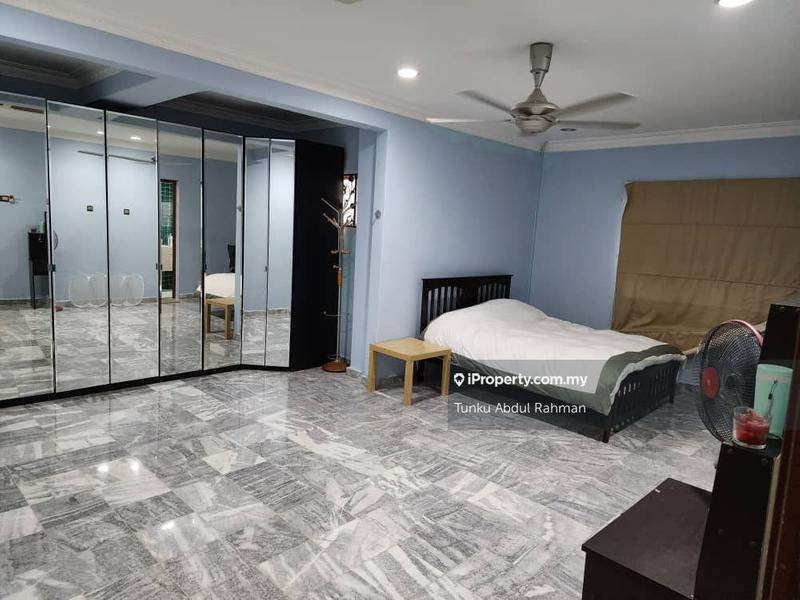 For Sale - Kemensah Villa Condominium