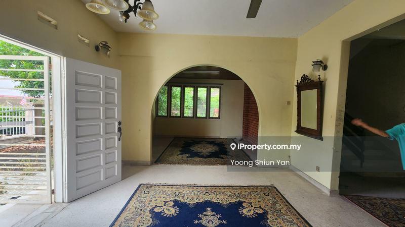 Bungalow House untuk Dijual di Kampung Bandar Hilir, Melaka City oleh Yoong Shiun Yan - Entrance - iProperty.com.my