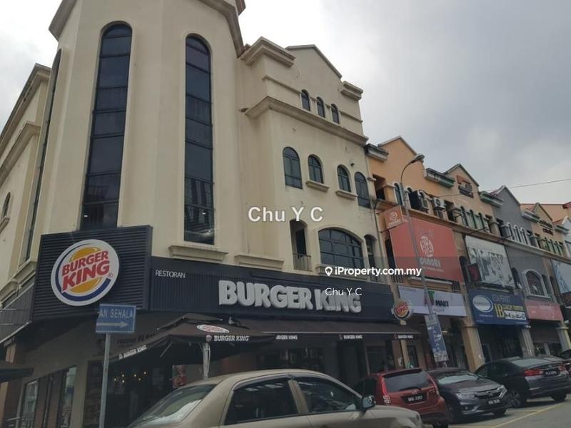 Kedai-Pejabat untuk Disewa di Kota Damansara, Selangor oleh Chu Y C - iProperty.com.my