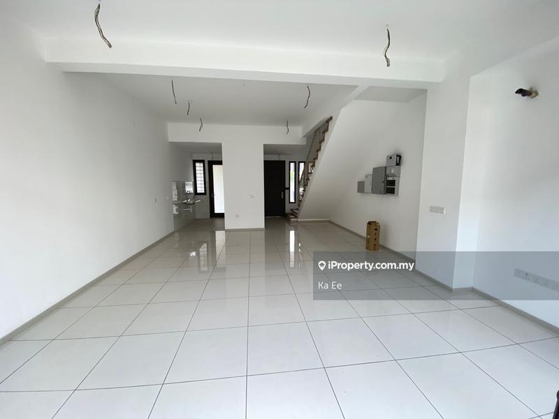 Rumah Teres 2-Tingkat untuk Dijual di Denai Alam, Shah Alam oleh Ka Ee - iProperty.com.my