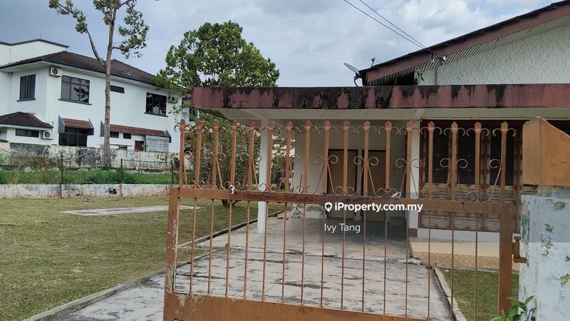 Bungalow House untuk Dijual di Taman golf, Ipoh perak, Ipoh oleh Ivy Tang - iProperty.com.my