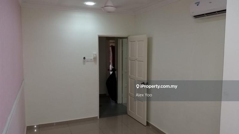 Rumah Berangkai 2 Tingkat untuk Dijual di Kampung Gombak Indah, Batu Caves oleh Alex Yoo - iProperty.com.my