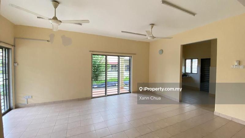 2.5-storey Terraced House for Sale in Bandar Putra Permai, Seri Kembangan by Xann Chua - iProperty.com.my