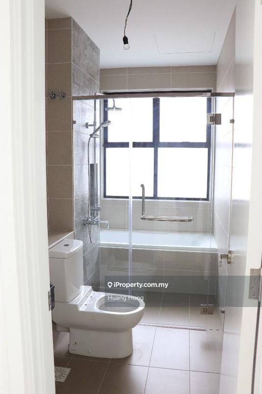 Condominium for Sale in Isle of Kamares by Huang Hong - iProperty.com.my