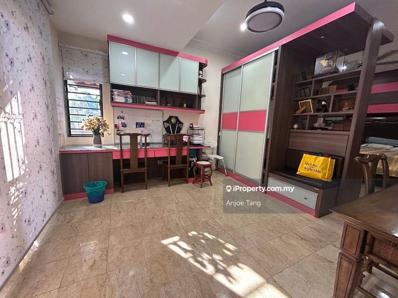 Bungalow House for Sale in Kota Kemuning, Shah Alam by Anjoe Tang - iProperty.com.my