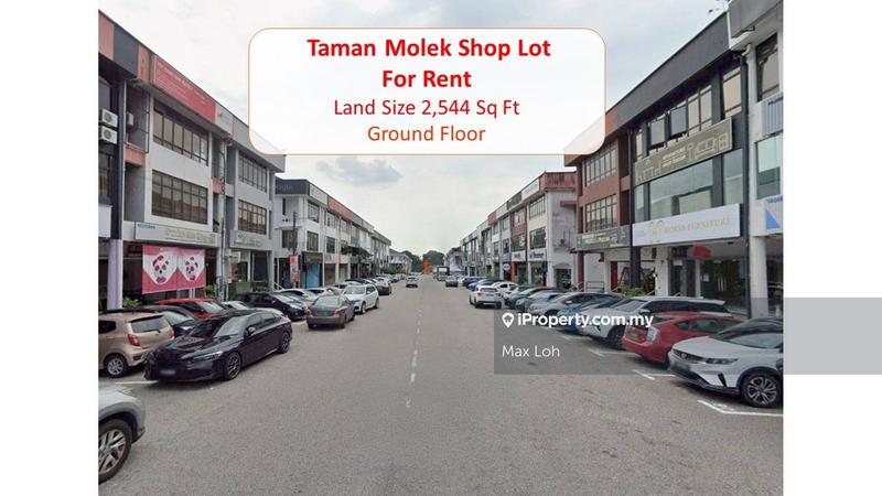 For Rent - Taman Molek, 3 Storey Shop Lot