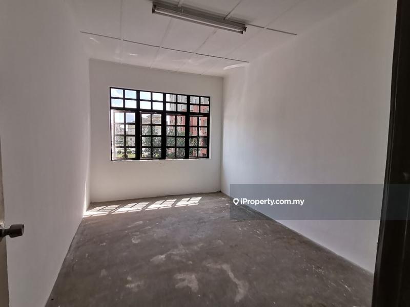 Shop / Office untuk Disewa di Seksyen 28, Taman Alam Megah, Shah Alam oleh Tony Tan - iProperty.com.my