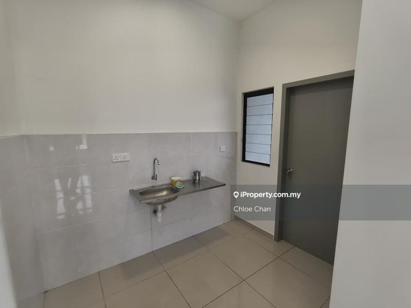 Residensi Servis untuk Dijual di B11 Parkland Residence oleh Chloe Chan - iProperty.com.my