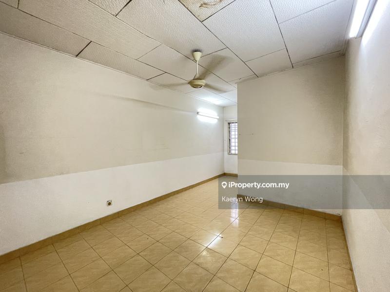 3-storey Terraced House for Sale in Taman Putri Jaya, Cheras by Kaeryn Wong - iProperty.com.my