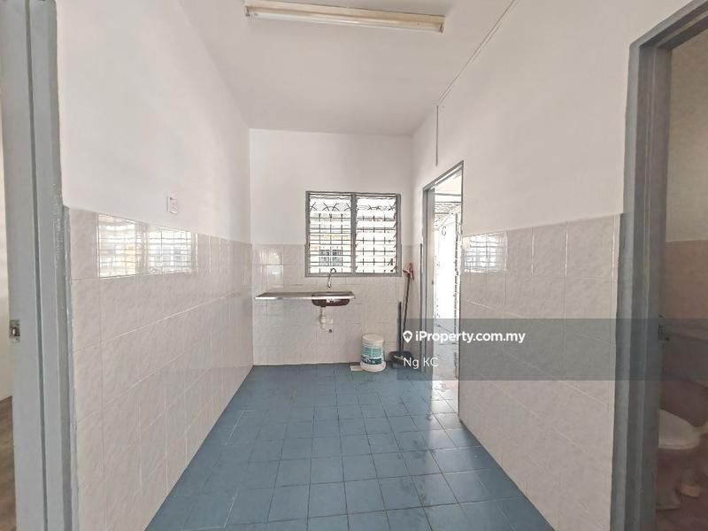 2-storey Terraced House for Sale in Garden Avenue, Seremban 2 by Ng KC - iProperty.com.my