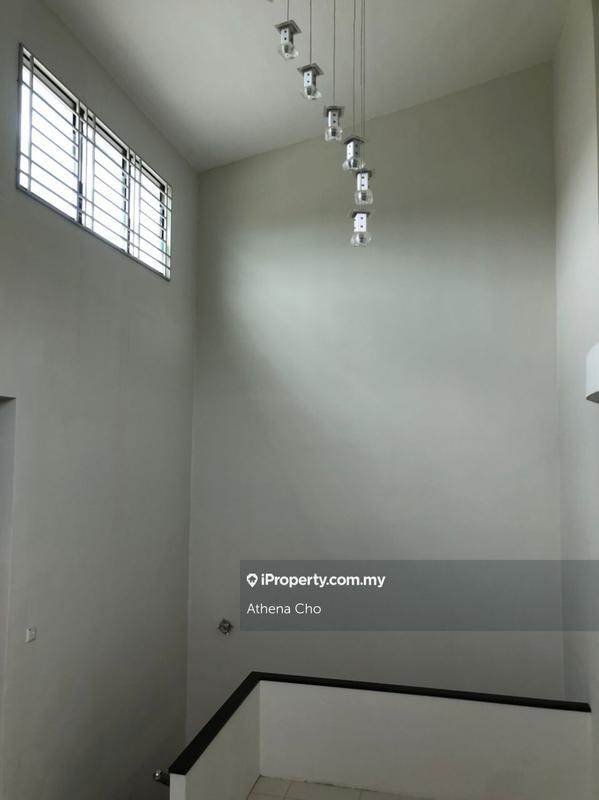 Rumah Teres 2.5-Tingkat untuk Dijual di Pajam, Nilai oleh Athena Cho - iProperty.com.my