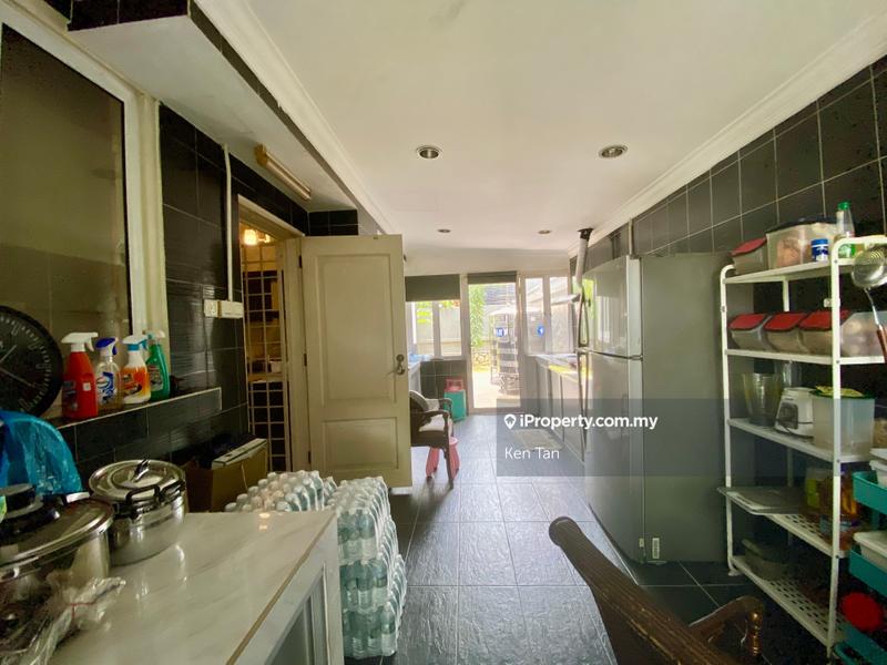 Bungalow House for Sale in Mutiara Damansara, Selangor by Ken Tan - iProperty.com.my