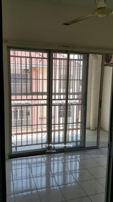 For Sale - Vista Magna