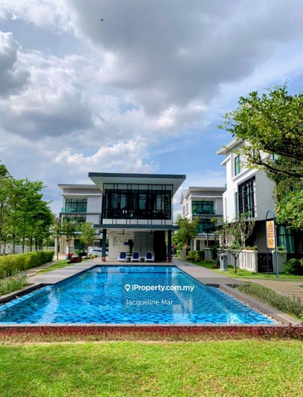 Rumah Berkembar untuk Dijual di Serdang, Seri Kembangan oleh Jacqueline Mar - iProperty.com.my