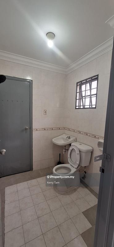 3-storey Terraced House for Sale in Bandar Utama, Bandar Utama by Kerry Tam - iProperty.com.my