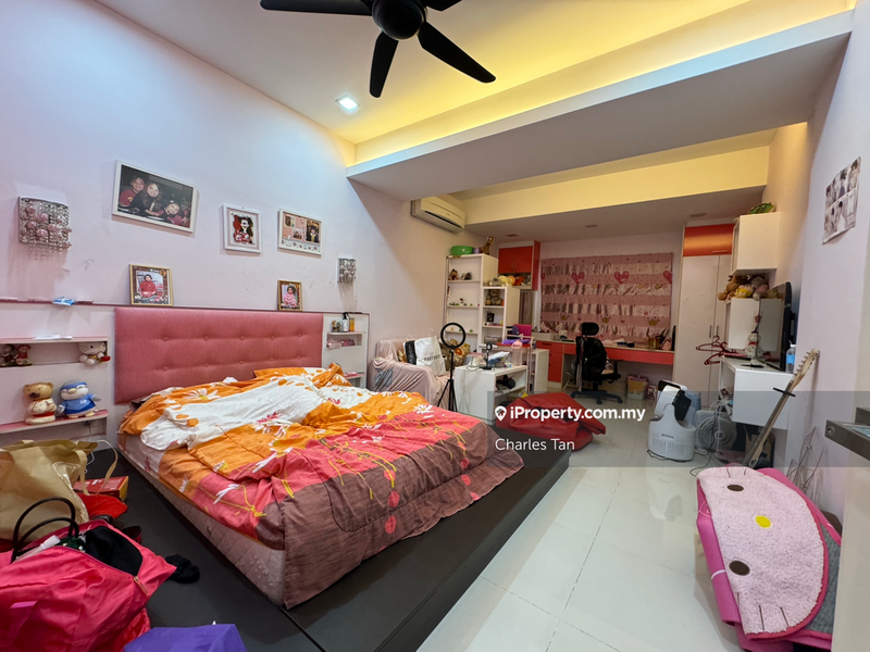 Rumah Berkembar untuk Dijual di Bandar Kinrara Seksyen 5, Bandar Kinrara oleh Charles Tan - iProperty.com.my