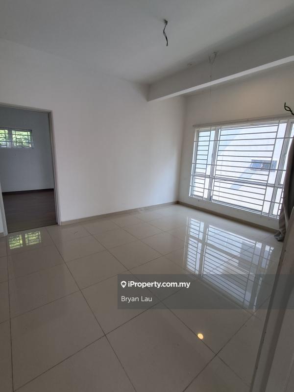 Rumah Berkembar untuk Dijual di Seri Kembangan, Selangor oleh Bryan Lau - iProperty.com.my